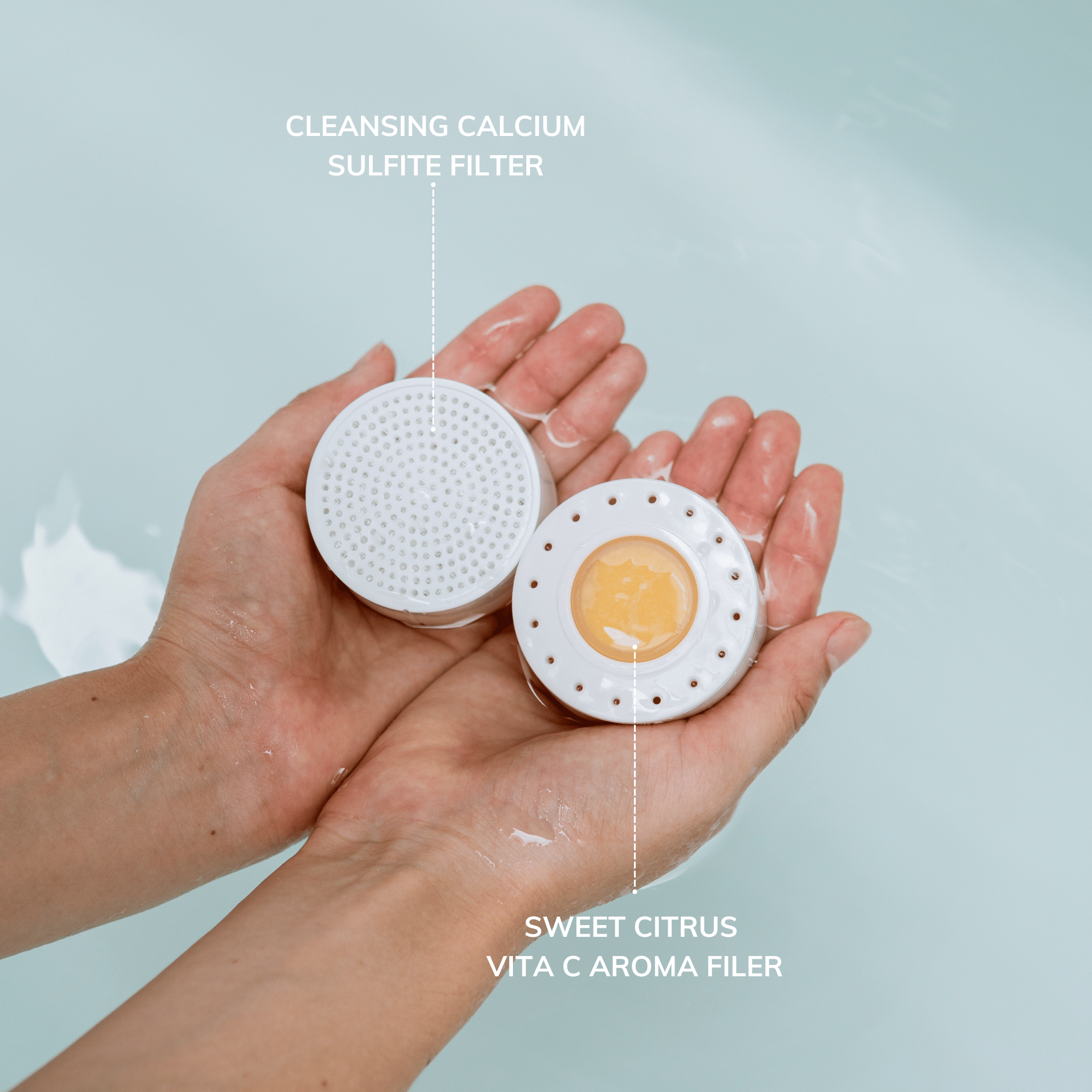 Vitamin C shower filter to remove chlorine and purify water
